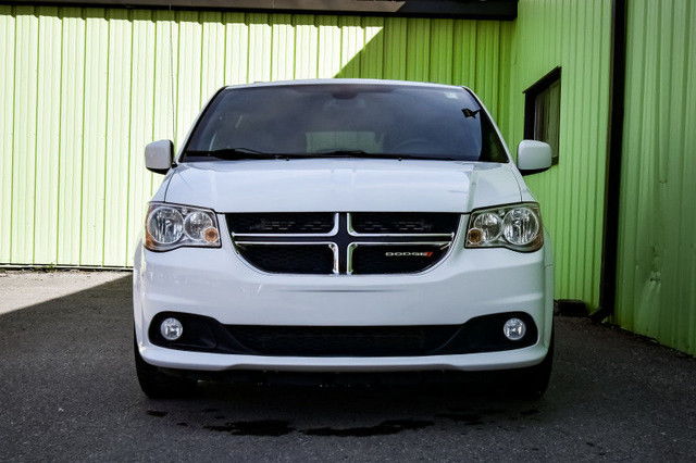 2020 Dodge Grand Caravan Premium Plus • POWER SEAT • R-V CAM in Cars & Trucks in Cornwall - Image 4