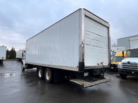 2017 FREIGHTLINER M2;Heavy Duty Trucks - VAN-REEFER Penske Location 1815 IRONSTONE DR BURLINGTON ON... (image 5)