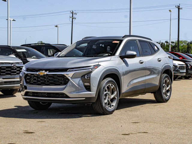 2025 Chevrolet Trax LT in Cars & Trucks in Edmonton - Image 4