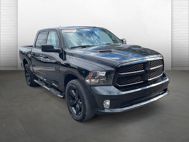 2022 Ram 1500 Classic * EXPRESS * NIGHT * V6 * 3.55 * CREW * CAR in Cars & Trucks in Longueuil / South Shore - Image 3