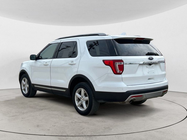 2017 Ford Explorer XLT |HTD SEATS|4X4|CLEAN TITLE| in Cars & Trucks in Winnipeg - Image 3