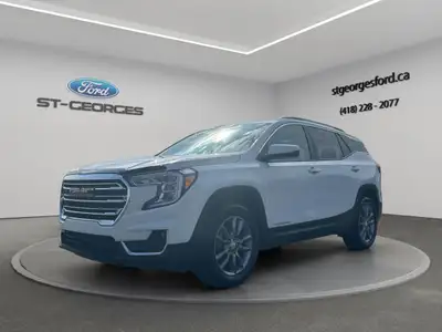 SUPERBE 2022 GMC TERRAIN SLT AWD TOUT EQUIPÉ MAGS 18 INTERIEUR DE CUIR GRIS FONCE ET NOIR TOIT OUVRA...