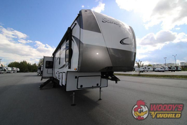 2023 FOREST RIVER SANDPIPER 3660MB in Travel Trailers & Campers in Abbotsford