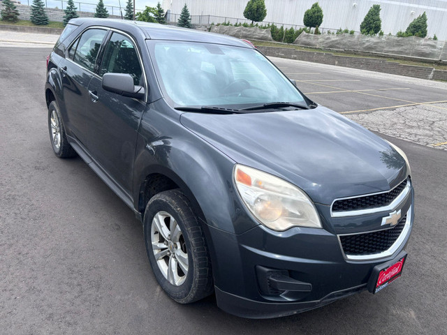 2011 Chevrolet Equinox LS Front-wheel Drive Sport Utility Automa in Cars & Trucks in Mississauga / Peel Region - Image 2