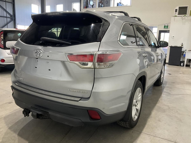 Toyota Highlander Traction intégrale 4 portes Limited 2015 à ven in Cars & Trucks in Laval / North Shore - Image 4