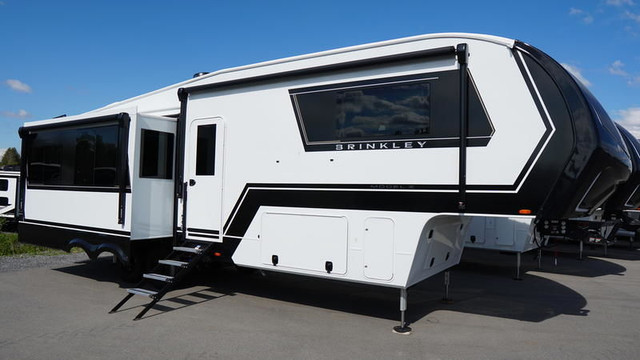 2025 Brinkley Model Z 3100 in Travel Trailers & Campers in Ottawa