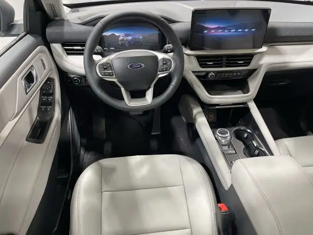 2025 Ford Explorer Active in Cars & Trucks in Strathcona County - Image 28