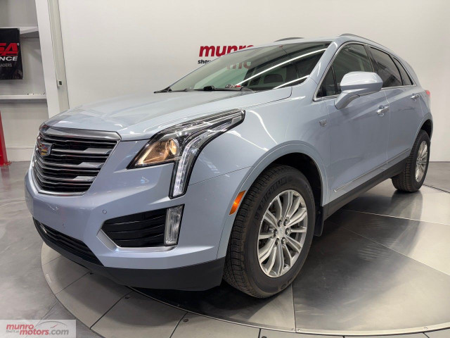 2017 Cadillac XT5 in Cars & Trucks in Brantford - Image 4