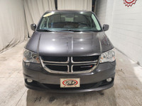Very well equipped 18 Grand Caravan with navigation, backup camera, leather, power doors and hatch a... (image 1)