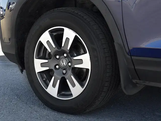 2019 Honda Ridgeline Touring in Cars & Trucks in Red Deer - Image 10