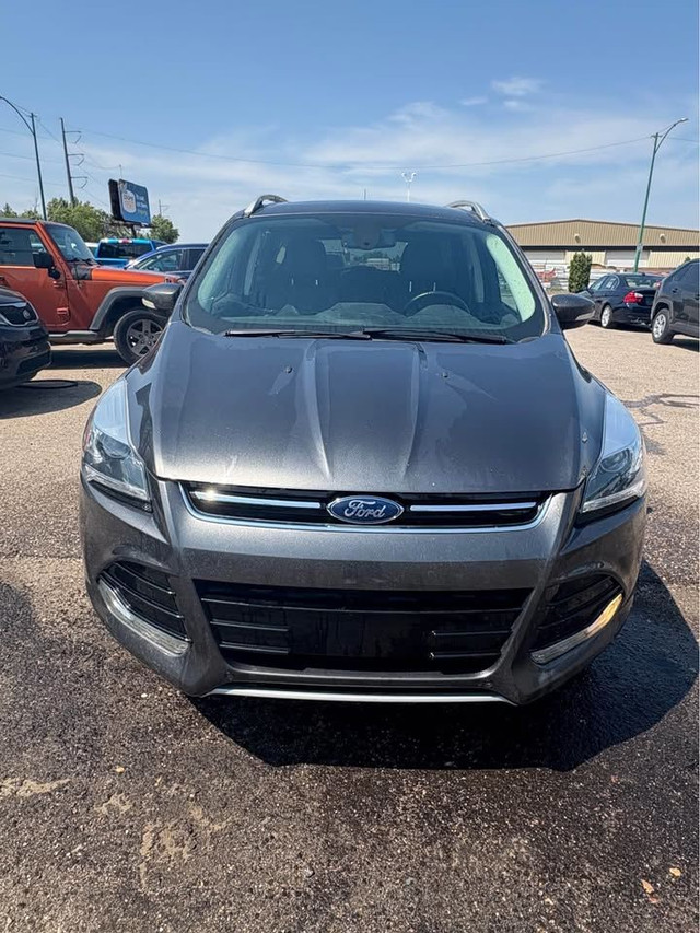 2015 Ford Escape Titanium in Cars & Trucks in Saskatoon - Image 4