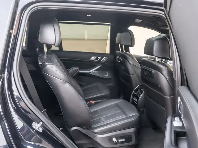 2019 BMW X7 xDrive40i - M PKG I Indiv. Interior I No Accidents in Cars & Trucks in Saskatoon - Image 24