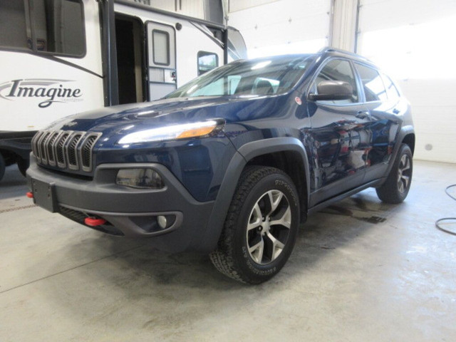 2018 Jeep Cherokee TRAILHAWK LEATHER PLUS 4X4 3.2L V6, ROOF, 80K in Cars & Trucks in Ottawa - Image 4