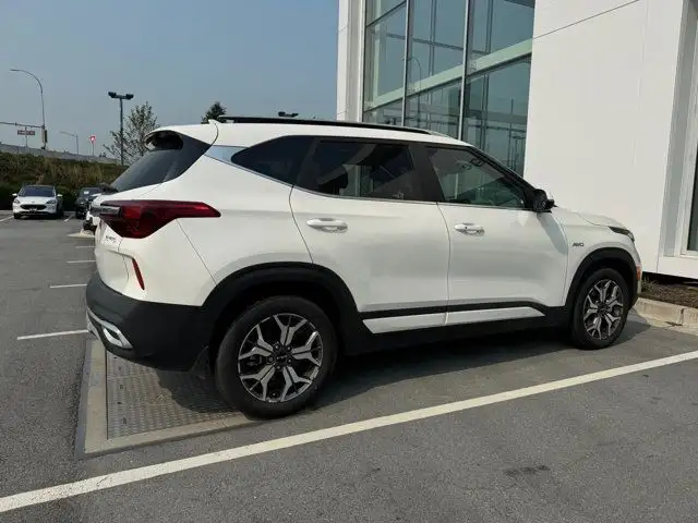 2023 Kia Seltos EX | AWD | No Accidents | Apple CarPlay63738400995457122