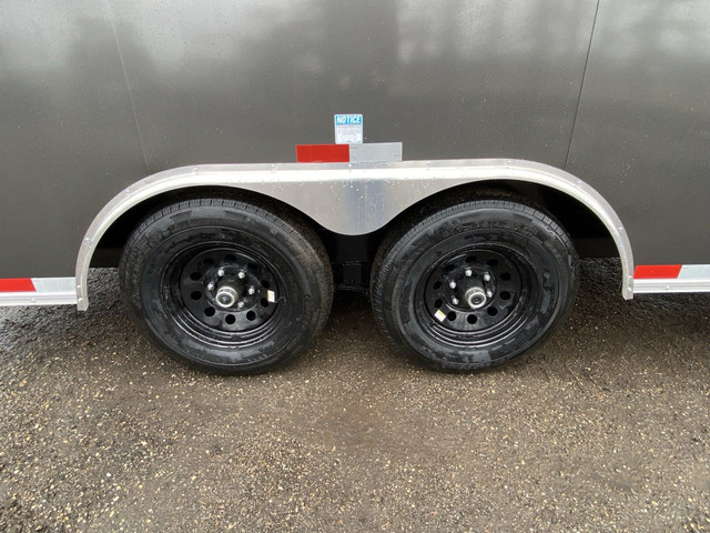 2026 Royal Cargo LCHT52-818V-86 Enclosed Cargo Trailer in Cargo & Utility Trailers in Lethbridge - Image 3