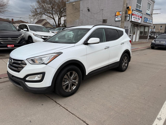 2014 Hyundai Santa Fe Sport FWD 4dr 2.4L in Cars & Trucks in Hamilton - Image 4
