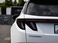 Plug In Hybrid, Fast Charging, Sunroof, Cooled Seats, Leather Seats, Apple CarPlay! Buy with Confide... (image 5)