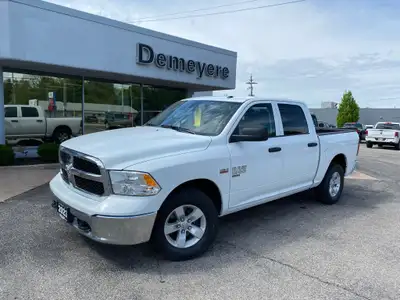 WAS: $39495 NOW: $37995 plus taxes and licensing feesYour Classic Chrome SLT with all your basic pow...
