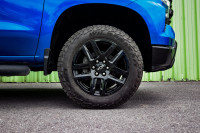 This 2022 Chevrolet Silverado 1500 is for sale today. This Crew Cab 4X4 pickup has 90,342 kms. It's... (image 7)