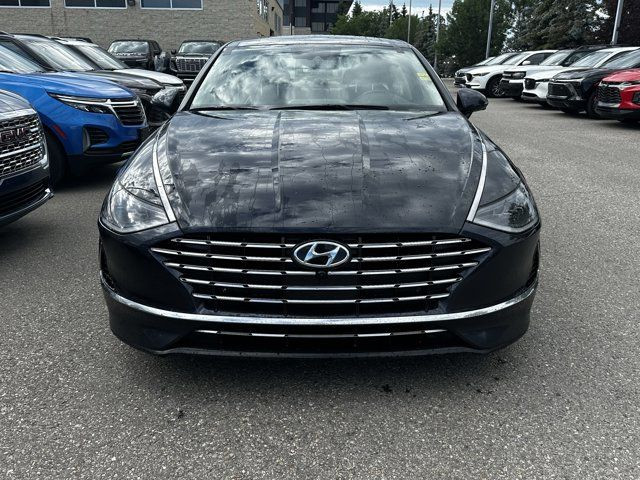 2022 Hyundai Sonata Hybrid Ultimate in Cars & Trucks in Calgary - Image 2