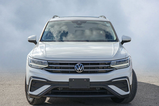 2022 Volkswagen Tiguan Comfortline | LEATHER | PANOROOF PKG |S in Cars & Trucks in Guelph - Image 3