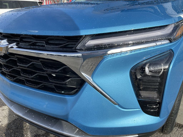 2025 Chevrolet Trax LT in Cars & Trucks in Calgary - Image 3