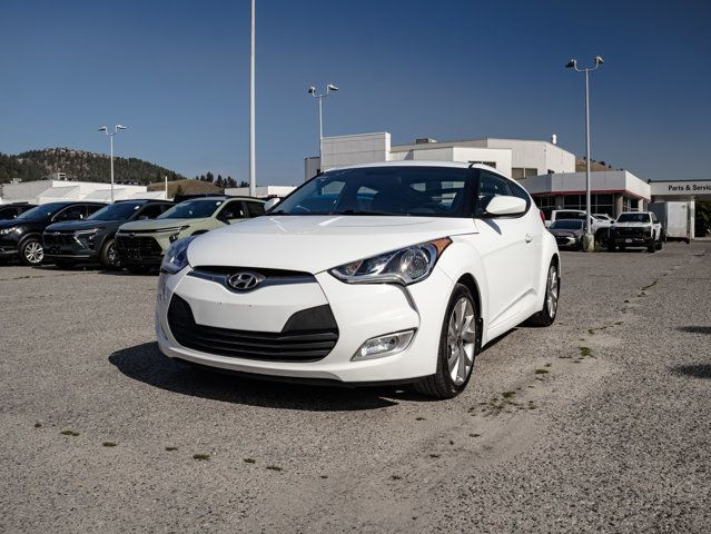 2016 Hyundai Veloster in Cars & Trucks in Kelowna - Image 4