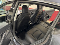 EQUIPPED WITH: BLUETOOTH - NAVIGATION - BACKUP CAMERA - DUAL POWER SEATS - TRAFFIC AWARE CRUISE CONT... (image 9)