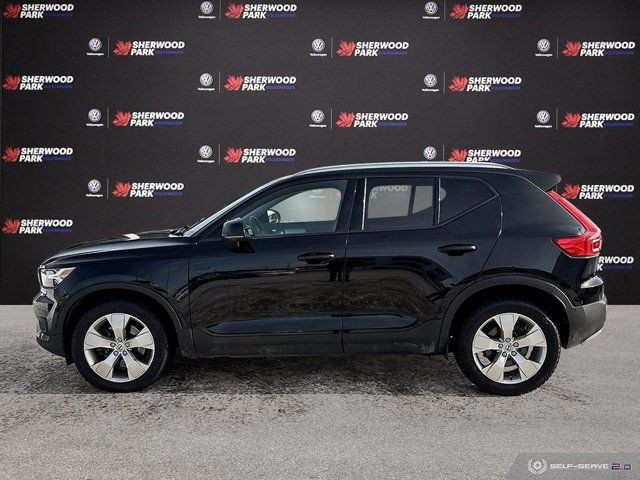2021 Volvo XC40 Momentum T5 AWD | HEATED SEATS | LEATHER | PANO in Cars & Trucks in Strathcona County - Image 3