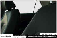 2024 Hyundai Venue Essential Experience the Hyundai Venue Essential with only 65951 km on the odomet... (image 8)