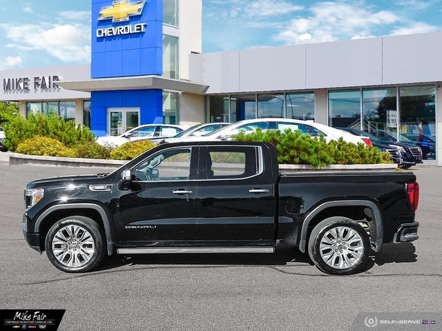 2021 GMC Sierra 1500 Denali keyless start/open,rear camera mi... in Cars & Trucks in Ottawa - Image 3