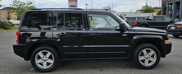 2010 Jeep Patriot awd * tres bas KM * automatique * in Cars & Trucks in City of Montréal - Image 4