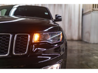 **ACCIDENT FREE - MECHANICALLY CERTIFIED** 60,412 KM This 2022 Jeep Grand Cherokee Wk 4x4 Laredo is... (image 5)