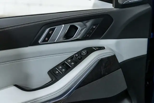 2025 BMW X5 xDrive40i | Edition 25 Jahre | Affichage tête in Cars & Trucks in City of Montréal - Image 15