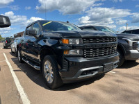 Apple CarPlay, Android Auto, Aluminum Wheels, Remote Keyless Entry, Cruise Control! This Chevrolet S... (image 1)