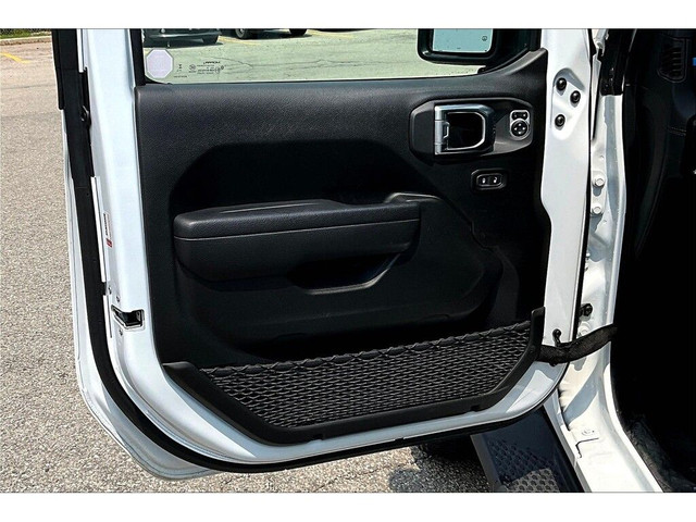2024 Jeep Wrangler 4xe RUBICON in Cars & Trucks in Barrie - Image 2