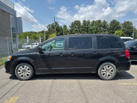 Le Dodge Grand Caravan SE 2018 est la minifourgonnette ideale pour les familles a la recherche de co... (image 4)