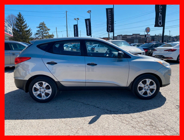 2012 Hyundai Tucson GL *AUTOMATIC/LOW KMS/GAS SAVER/PRICED TO SE in Cars & Trucks in London - Image 3