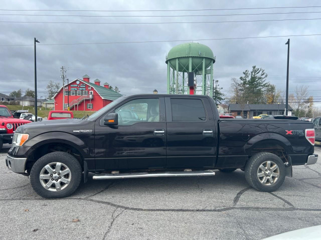 2013 Ford F-150 XLT 5.0L - 4X4 - LOW MILEAGE! in Cars & Trucks in Ottawa - Image 2