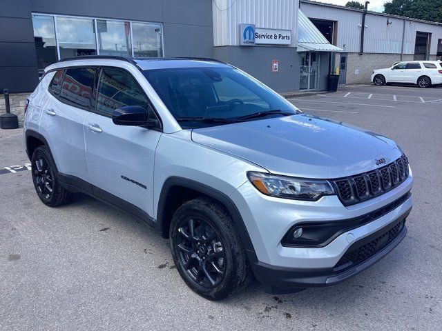 2025 Jeep Compass Latitude Lux in Cars & Trucks in Oakville / Halton Region - Image 3