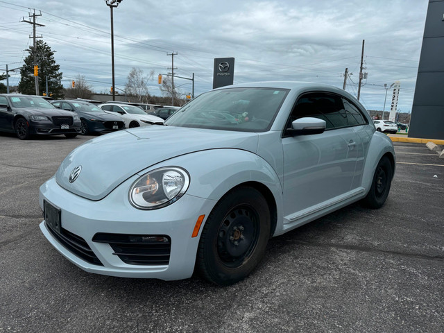 2018 Volkswagen Beetle 2.0 TSI Trendline in Cars & Trucks in Barrie - Image 2