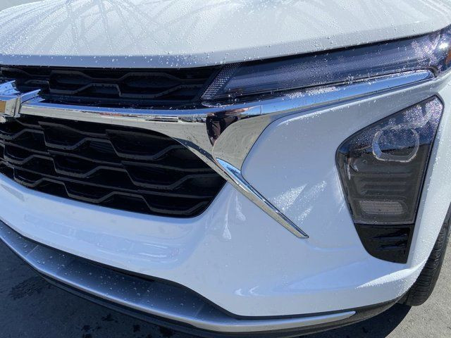2025 Chevrolet Trax LT in Cars & Trucks in Calgary - Image 3