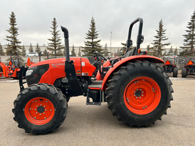 KUBOTA M7060 Open Station Tractor in Farming Equipment in Regina - Image 3