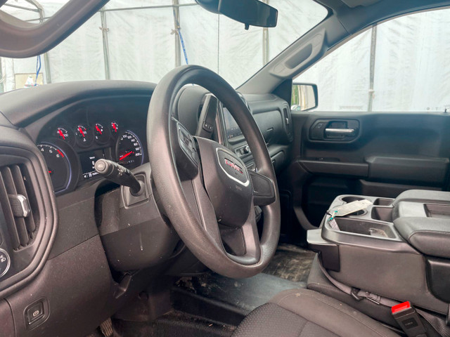 2023 GMC Sierra 1500 PRO X31 CREW 4X4 V8 *GR REMORQ* CARPLAY BED in Cars & Trucks in Laurentides - Image 3