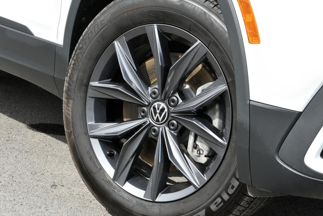Volkswagen Tiguan Comfortline 4MOTION 2023 à vendre in Cars & Trucks in Saint-Jean-sur-Richelieu - Image 2