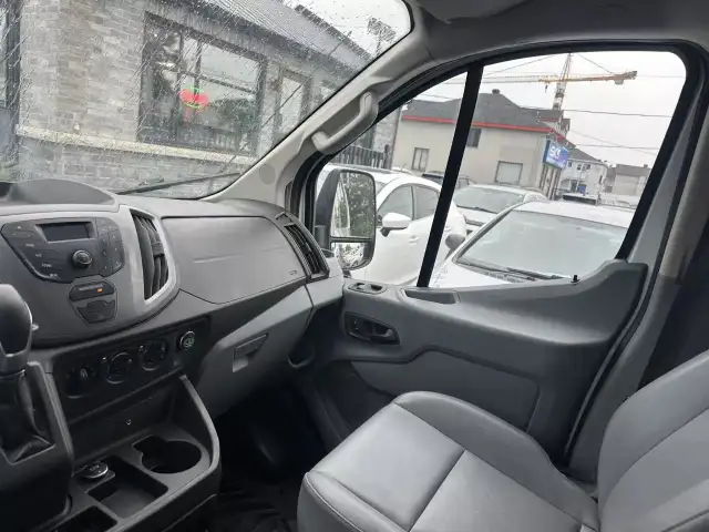 2016 FORD Transit 150 in Cars & Trucks in Laval / North Shore - Image 17