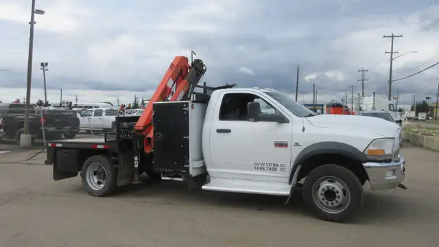 2011 Dodge RAM 550 SLT WITH PALFINGER PK6001 BOOM TRUCK in Cars & Trucks in Edmonton - Image 5