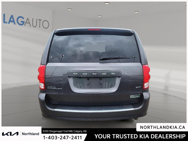 2015 Dodge Grand Caravan SXT in Cars & Trucks in Calgary - Image 3