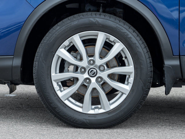 2021 Nissan Qashqai SV | Clean Carfax | One Owner in Cars & Trucks in Hamilton - Image 4