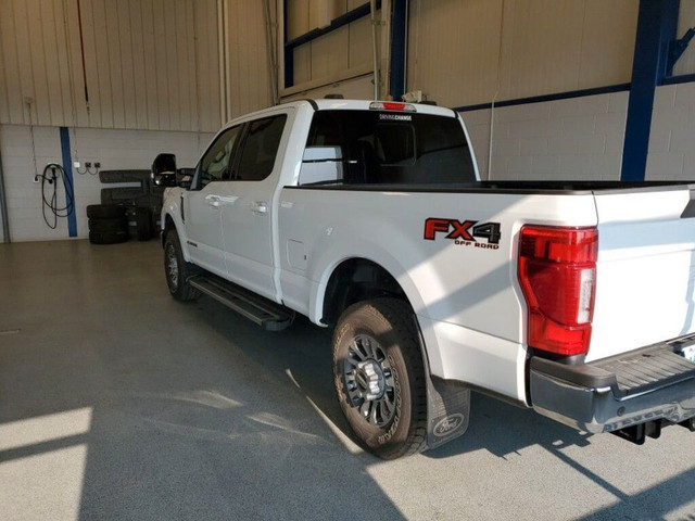  2022 Ford F-350 LARIAT W/FX4 OFF ROAD PACKAGE in Cars & Trucks in Moose Jaw - Image 4
